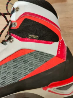 La Sportiva Trango Tower GTX 9 La Sportiva Trango Tower GTX -Aventure Soldes 05