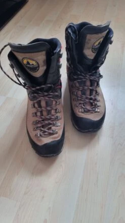 La Sportiva Népal Top