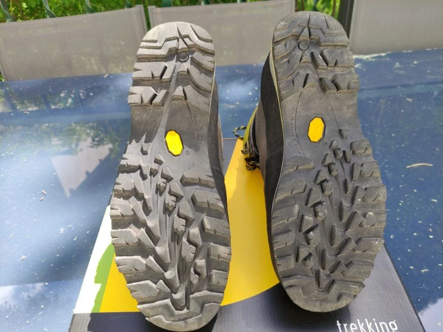 La Sportiva Trango TRK Leather GTX Carbon Green 4 La Sportiva Trango TRK Leather GTX Carbon Green – Image 4